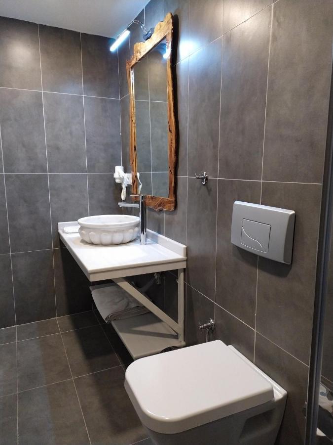 Jakaranda Hotel Istanbul Ngoại thất bức ảnh